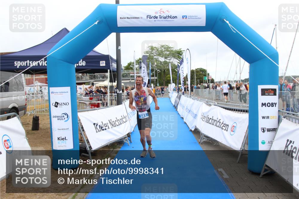 16.08.2026 - KN Förde Triathlon 2026 Markus Tischler http://msf.ph/oto/9998341 16.08.2026 12:06:00 Ziel 341, 341 meine-sportfotos.de