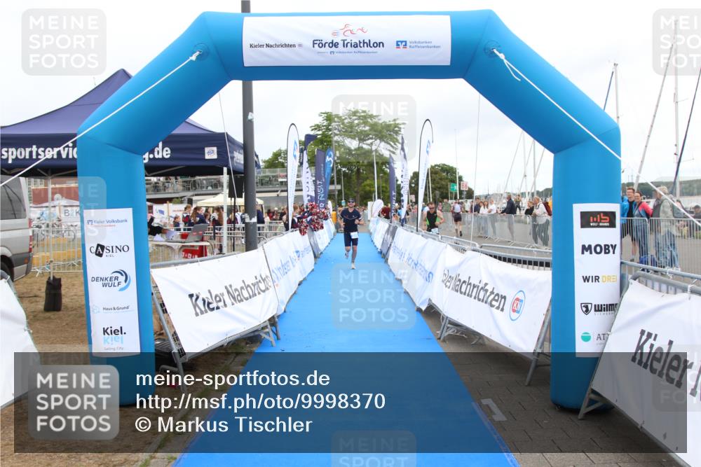 16.08.2026 - KN Förde Triathlon 2026 Markus Tischler http://msf.ph/oto/9998370 16.08.2026 12:06:07 Ziel 328, 341, 328, 341 meine-sportfotos.de