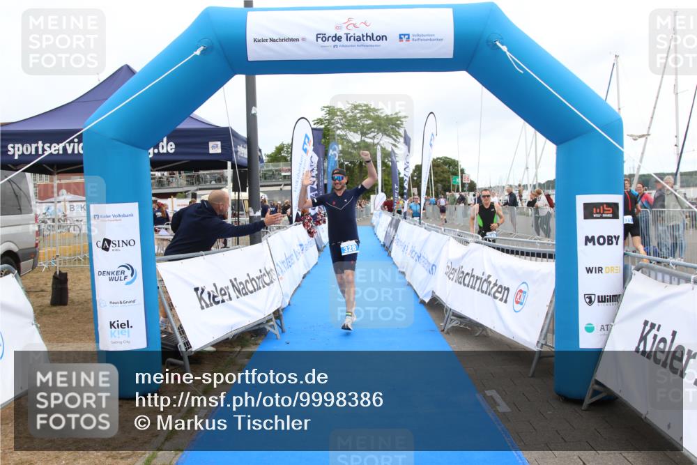 16.08.2026 - KN Förde Triathlon 2026 Markus Tischler http://msf.ph/oto/9998386 16.08.2026 12:06:10 Ziel 328, 328 meine-sportfotos.de