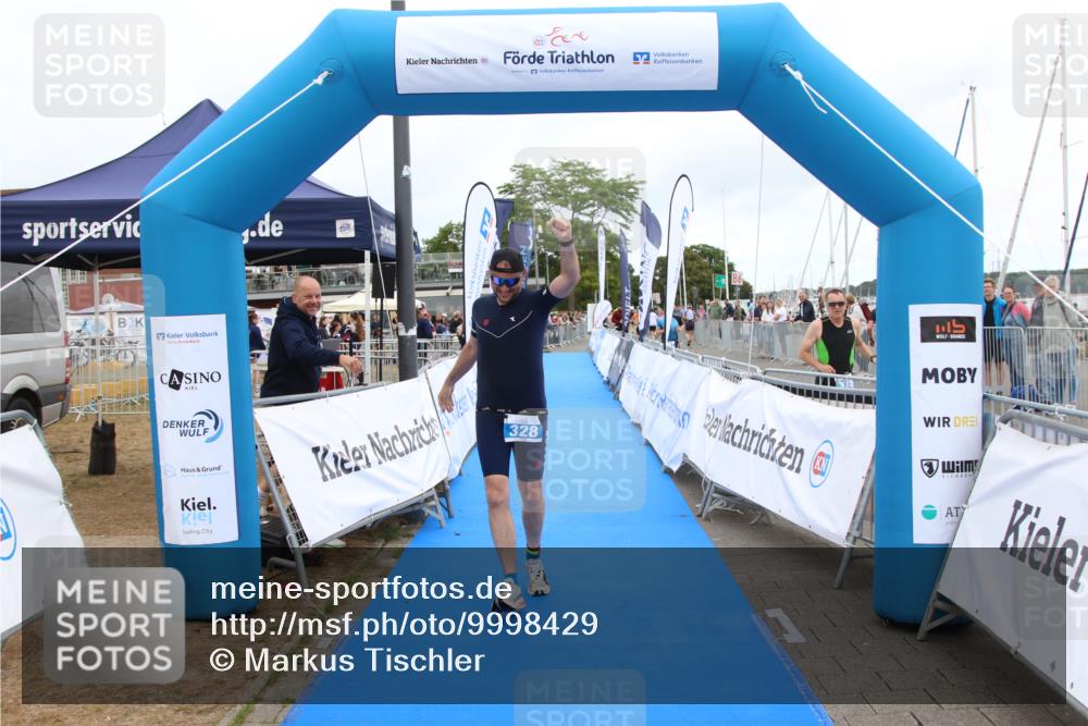 16.08.2026 - KN Förde Triathlon 2026 Markus Tischler http://msf.ph/oto/9998429 16.08.2026 12:06:11 Ziel 328, 328 meine-sportfotos.de