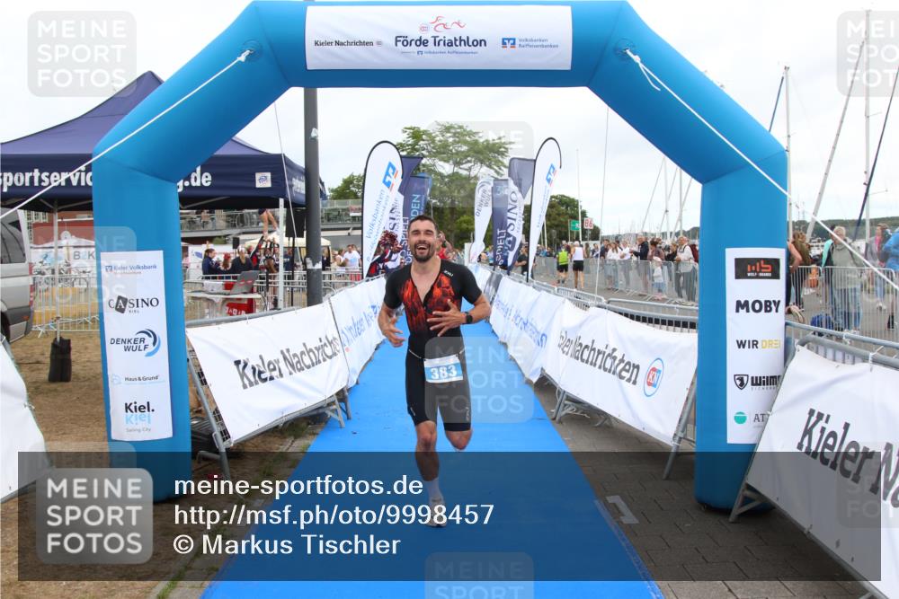 16.08.2026 - KN Förde Triathlon 2026 Markus Tischler http://msf.ph/oto/9998457 16.08.2026 12:07:04 Ziel 354, 383, 354, 383 meine-sportfotos.de