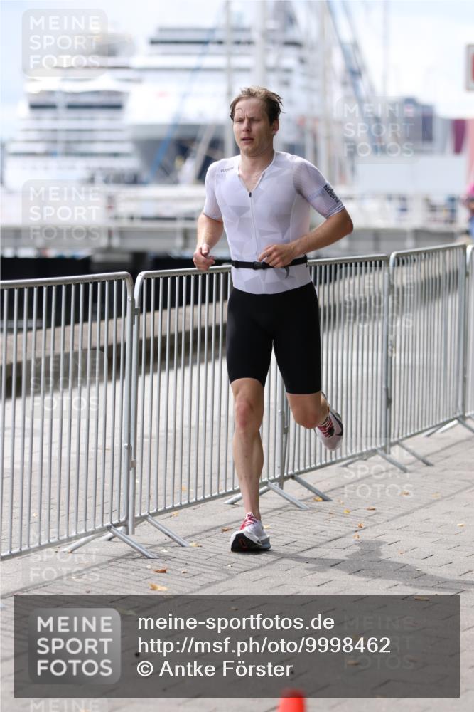 16.08.2026 - KN Förde Triathlon 2026 Antke Förster http://msf.ph/oto/9998462 16.08.2026 13:16:52 Laufen  meine-sportfotos.de