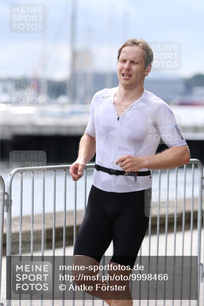 16.08.2026 - KN Förde Triathlon 2026 Antke Förster http://msf.ph/oto/9998466 16.08.2026 13:16:53 Laufen  meine-sportfotos.de