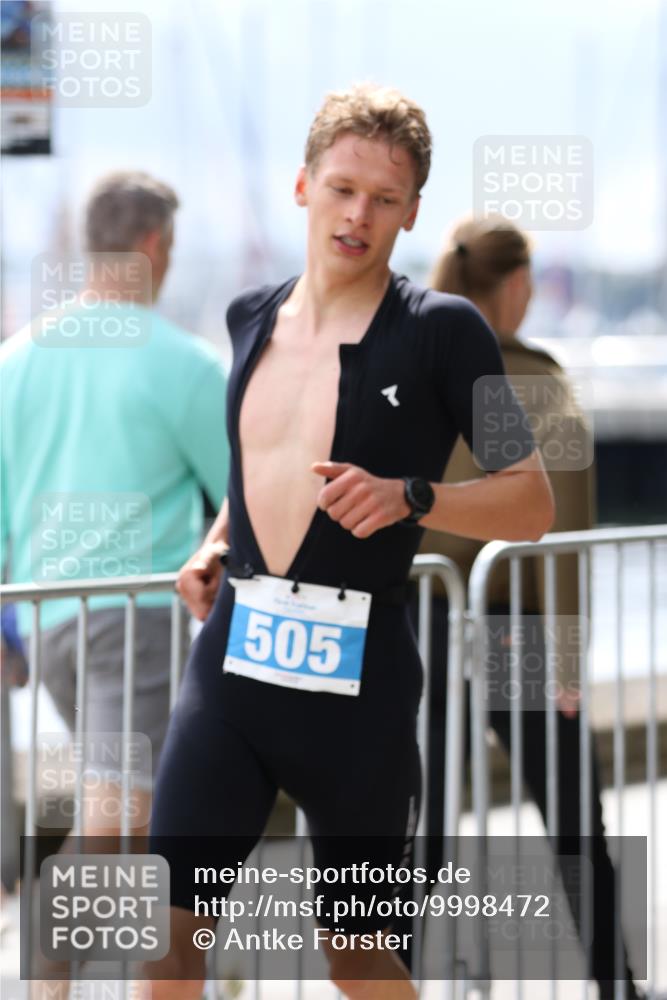 16.08.2026 - KN Förde Triathlon 2026 Antke Förster http://msf.ph/oto/9998472 16.08.2026 13:21:51 Laufen  meine-sportfotos.de