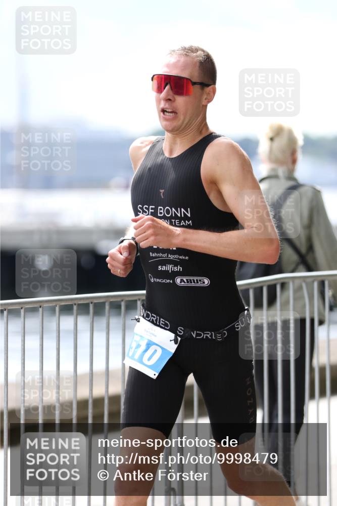 16.08.2026 - KN Förde Triathlon 2026 Antke Förster http://msf.ph/oto/9998479 16.08.2026 13:22:15 Laufen  meine-sportfotos.de