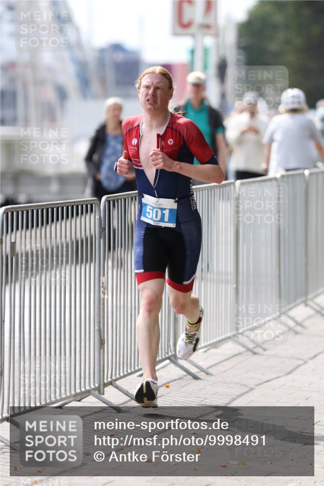 16.08.2026 - KN Förde Triathlon 2026 Antke Förster http://msf.ph/oto/9998491 16.08.2026 13:23:01 Laufen  meine-sportfotos.de