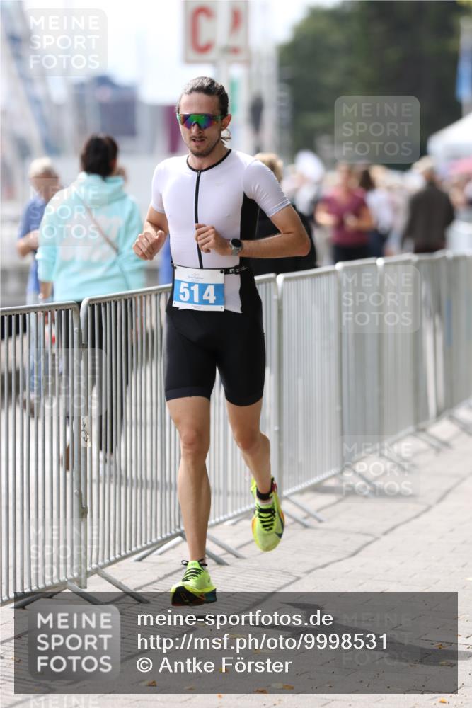 16.08.2026 - KN Förde Triathlon 2026 Antke Förster http://msf.ph/oto/9998531 16.08.2026 13:25:54 Laufen  meine-sportfotos.de