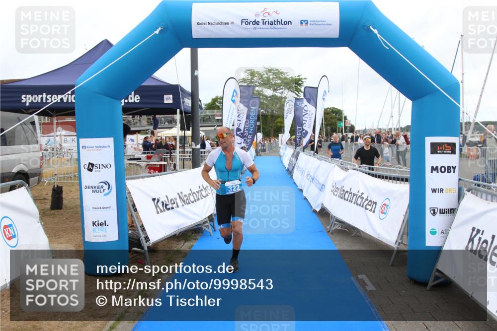 16.08.2026 - KN Förde Triathlon 2026 Markus Tischler http://msf.ph/oto/9998543 16.08.2026 12:07:26 Ziel 322, 322 meine-sportfotos.de
