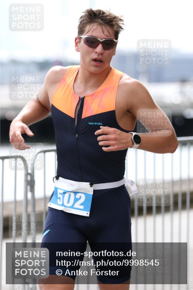 16.08.2026 - KN Förde Triathlon 2026 Antke Förster http://msf.ph/oto/9998545 16.08.2026 13:26:06 Laufen  meine-sportfotos.de