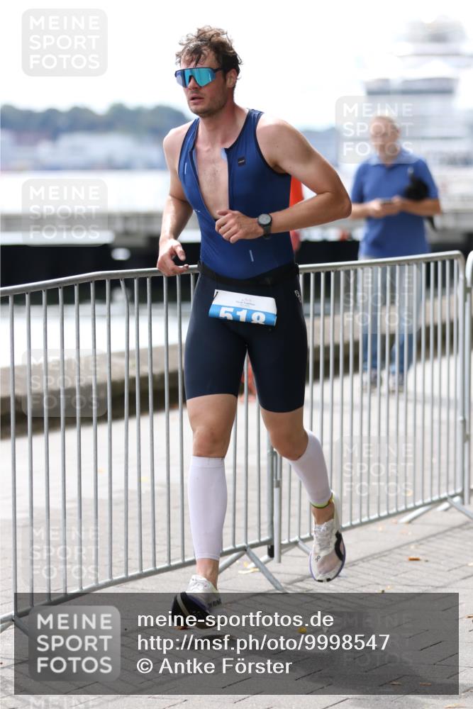 16.08.2026 - KN Förde Triathlon 2026 Antke Förster http://msf.ph/oto/9998547 16.08.2026 13:26:08 Laufen  meine-sportfotos.de