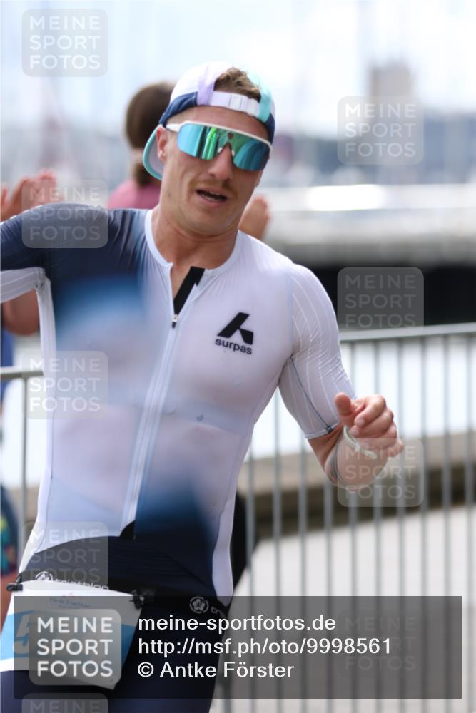16.08.2026 - KN Förde Triathlon 2026 Antke Förster http://msf.ph/oto/9998561 16.08.2026 13:26:33 Laufen  meine-sportfotos.de