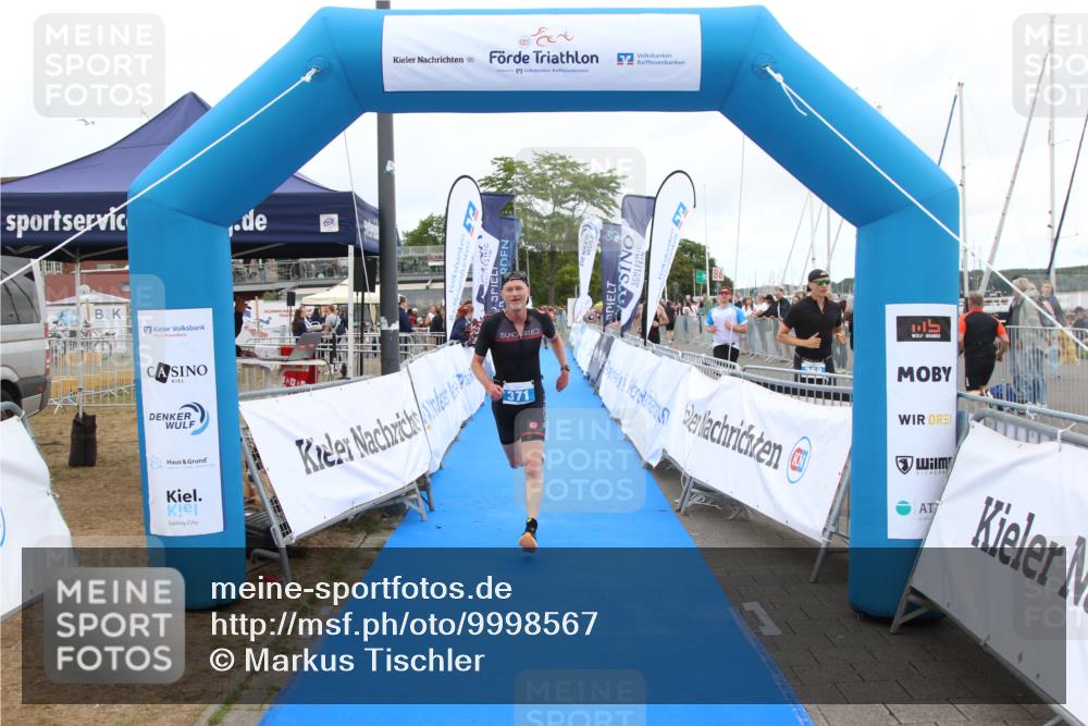 16.08.2026 - KN Förde Triathlon 2026 Markus Tischler http://msf.ph/oto/9998567 16.08.2026 12:07:52 Ziel 371, 371 meine-sportfotos.de