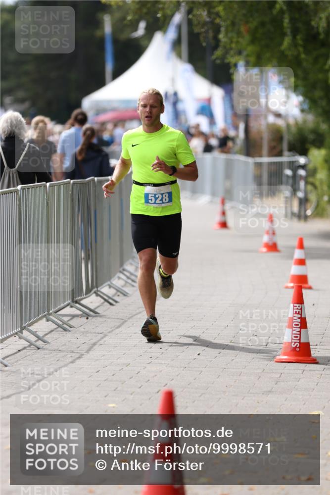 16.08.2026 - KN Förde Triathlon 2026 Antke Förster http://msf.ph/oto/9998571 16.08.2026 13:27:13 Laufen  meine-sportfotos.de