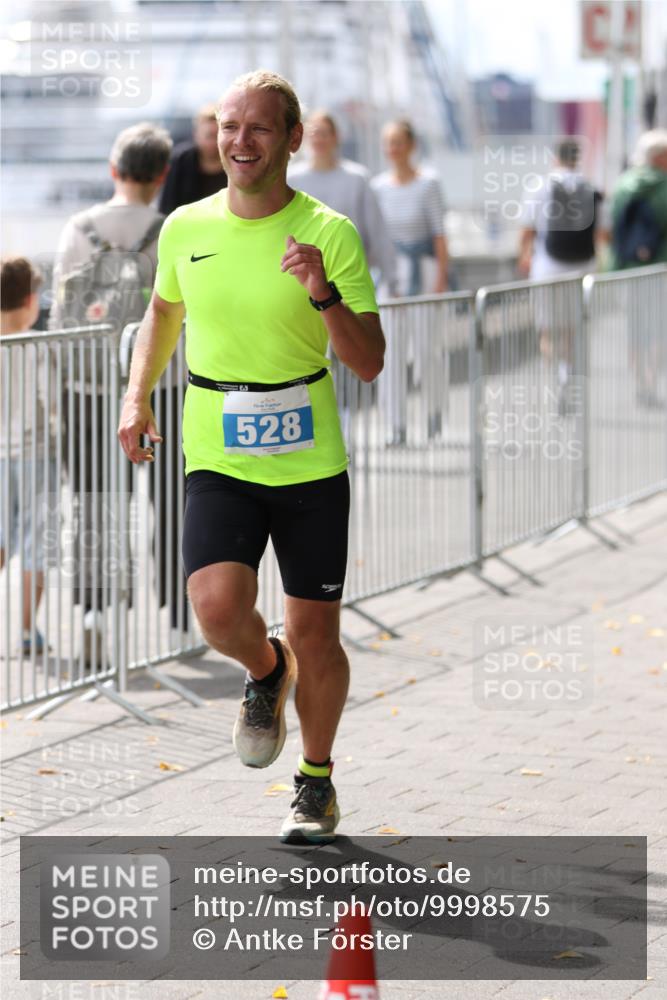 16.08.2026 - KN Förde Triathlon 2026 Antke Förster http://msf.ph/oto/9998575 16.08.2026 13:27:17 Laufen  meine-sportfotos.de