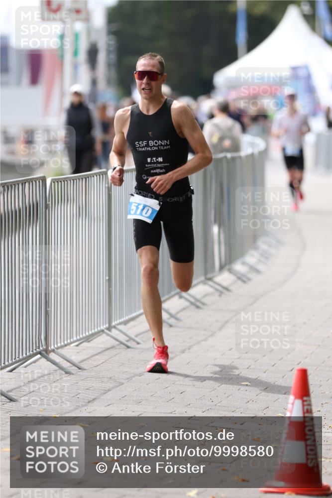 16.08.2026 - KN Förde Triathlon 2026 Antke Förster http://msf.ph/oto/9998580 16.08.2026 13:27:47 Laufen  meine-sportfotos.de