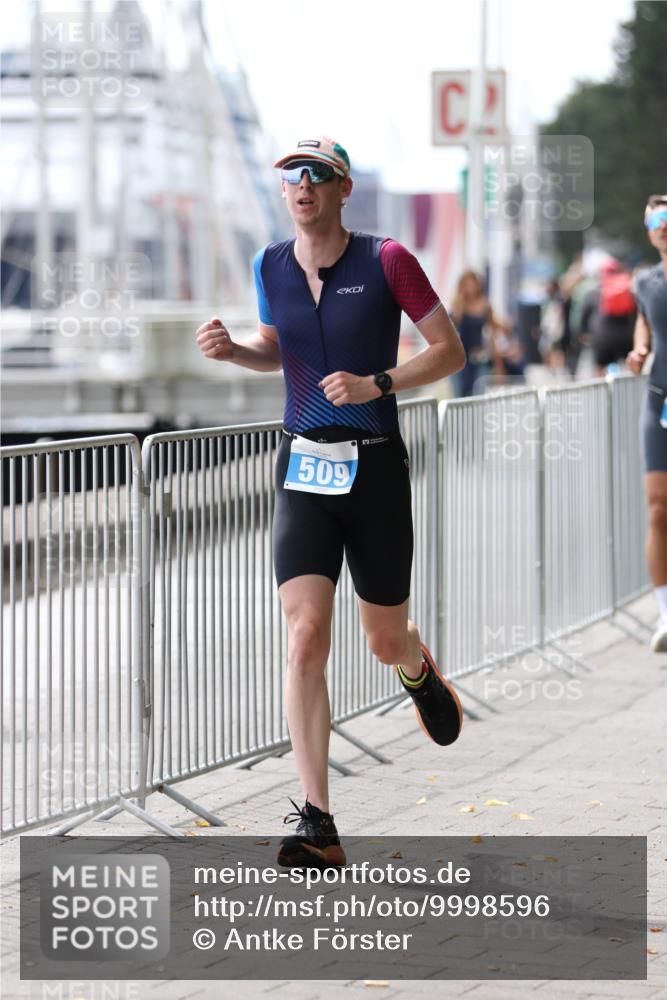 16.08.2026 - KN Förde Triathlon 2026 Antke Förster http://msf.ph/oto/9998596 16.08.2026 13:28:07 Laufen  meine-sportfotos.de