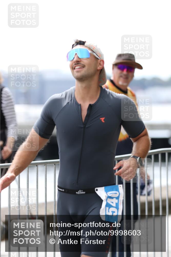 16.08.2026 - KN Förde Triathlon 2026 Antke Förster http://msf.ph/oto/9998603 16.08.2026 13:28:12 Laufen  meine-sportfotos.de