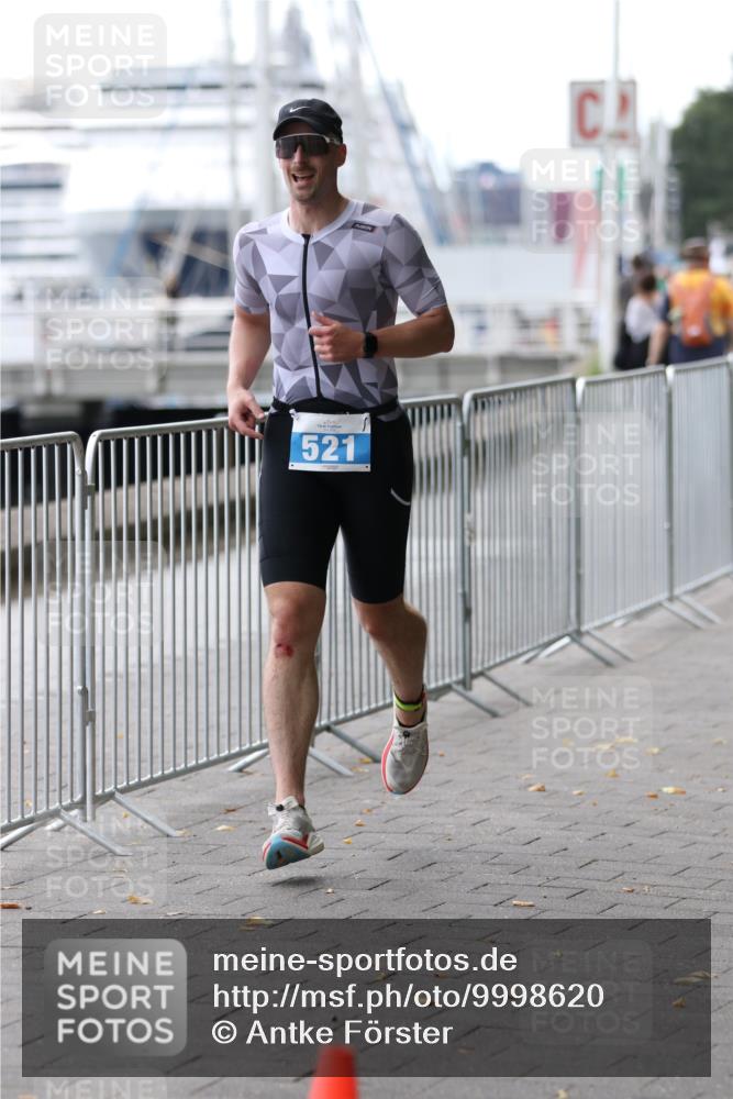 16.08.2026 - KN Förde Triathlon 2026 Antke Förster http://msf.ph/oto/9998620 16.08.2026 13:28:47 Laufen  meine-sportfotos.de