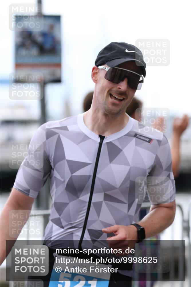 16.08.2026 - KN Förde Triathlon 2026 Antke Förster http://msf.ph/oto/9998625 16.08.2026 13:28:50 Laufen  meine-sportfotos.de