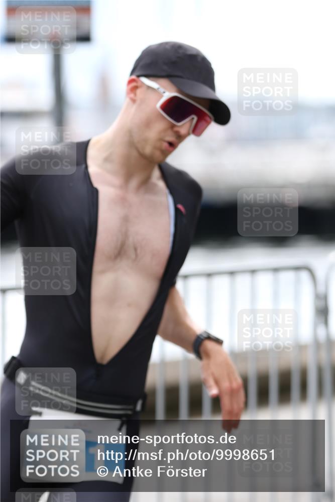 16.08.2026 - KN Förde Triathlon 2026 Antke Förster http://msf.ph/oto/9998651 16.08.2026 13:29:26 Laufen  meine-sportfotos.de