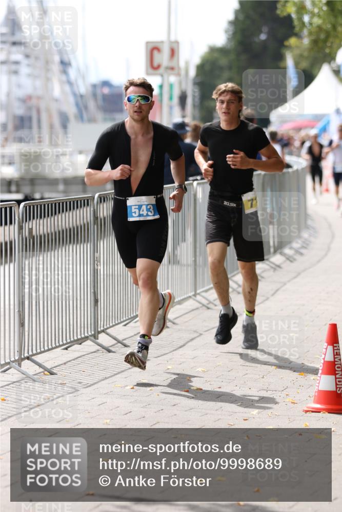 16.08.2026 - KN Förde Triathlon 2026 Antke Förster http://msf.ph/oto/9998689 16.08.2026 13:30:55 Laufen  meine-sportfotos.de