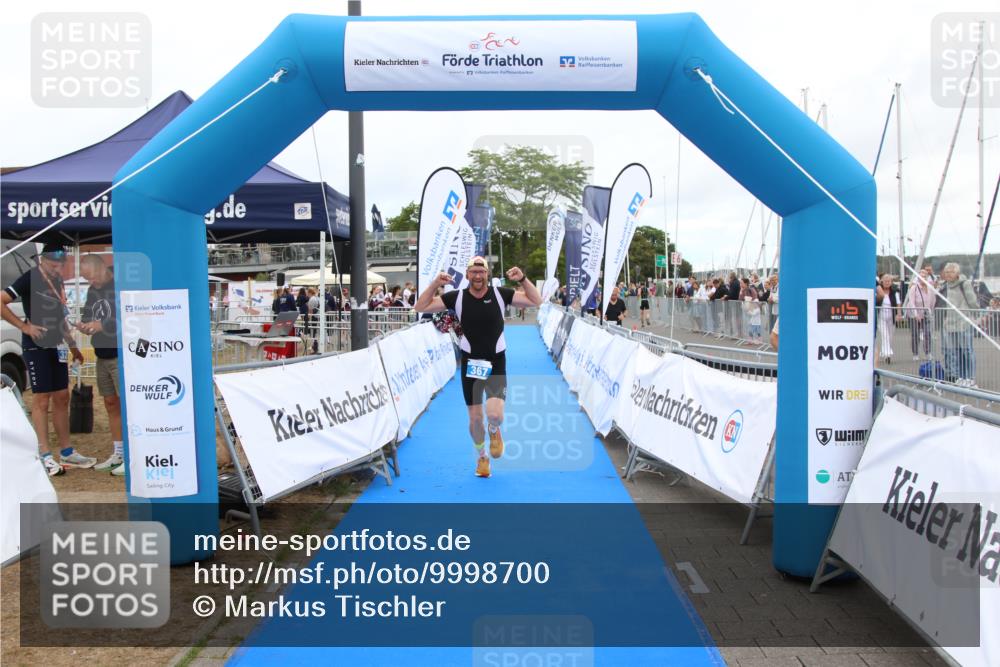 16.08.2026 - KN Förde Triathlon 2026 Markus Tischler http://msf.ph/oto/9998700 16.08.2026 12:08:31 Ziel 367, 367 meine-sportfotos.de