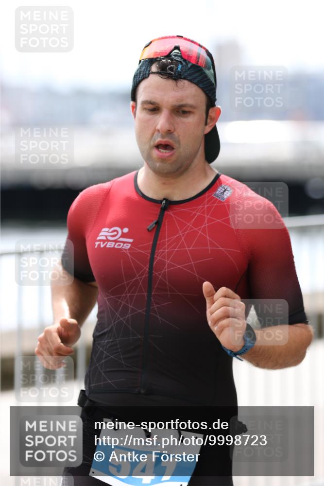 16.08.2026 - KN Förde Triathlon 2026 Antke Förster http://msf.ph/oto/9998723 16.08.2026 13:31:41 Laufen  meine-sportfotos.de