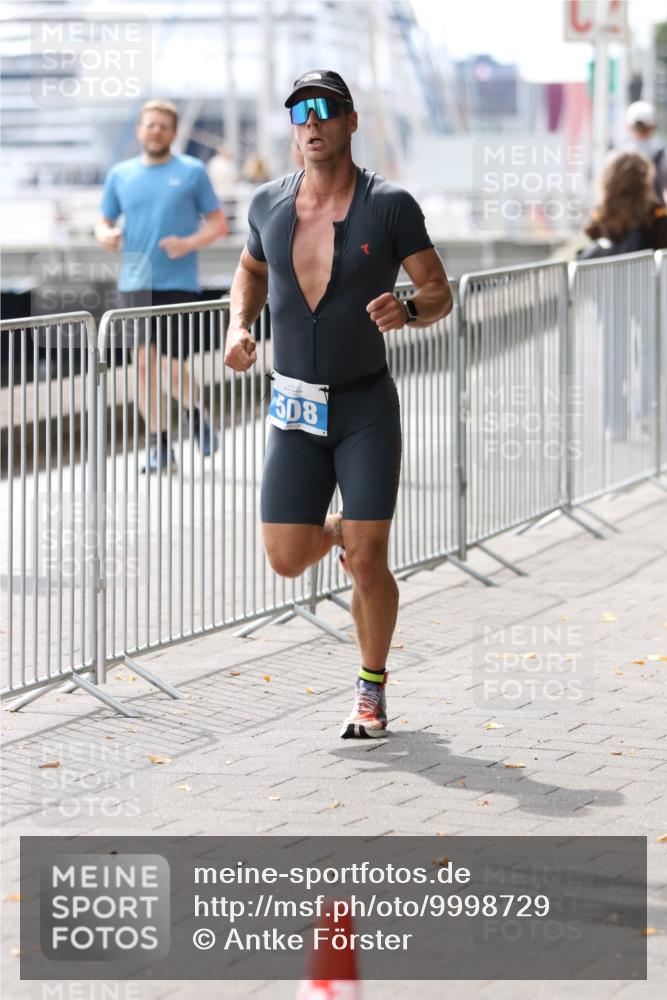 16.08.2026 - KN Förde Triathlon 2026 Antke Förster http://msf.ph/oto/9998729 16.08.2026 13:31:51 Laufen  meine-sportfotos.de
