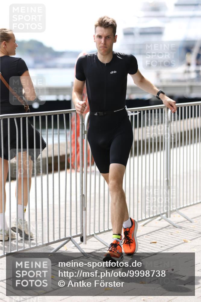 16.08.2026 - KN Förde Triathlon 2026 Antke Förster http://msf.ph/oto/9998738 16.08.2026 13:32:25 Laufen  meine-sportfotos.de