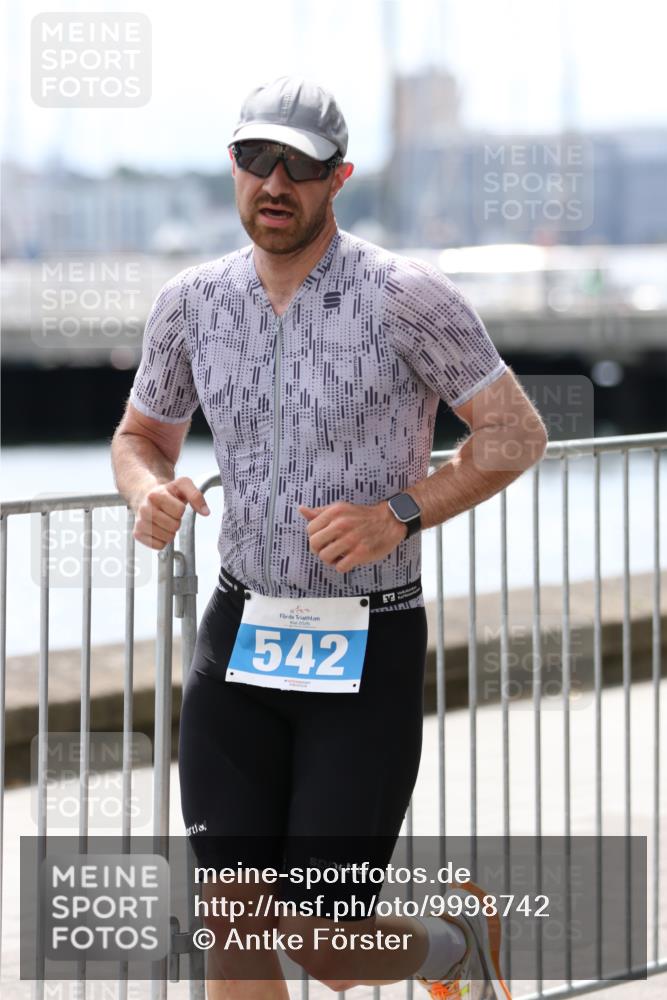 16.08.2026 - KN Förde Triathlon 2026 Antke Förster http://msf.ph/oto/9998742 16.08.2026 13:32:28 Laufen  meine-sportfotos.de