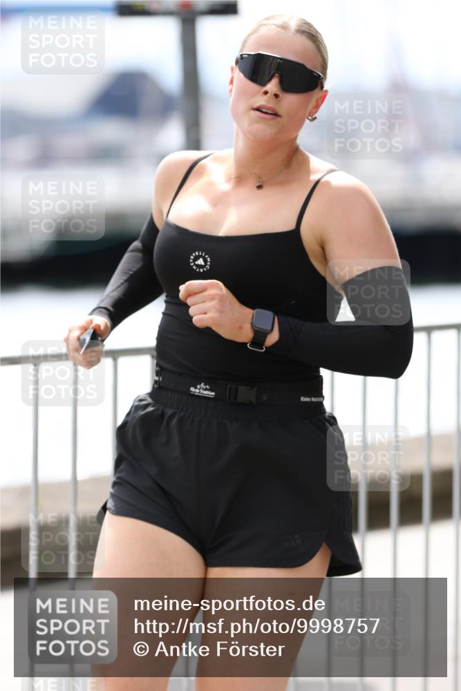 16.08.2026 - KN Förde Triathlon 2026 Antke Förster http://msf.ph/oto/9998757 16.08.2026 13:32:38 Laufen  meine-sportfotos.de