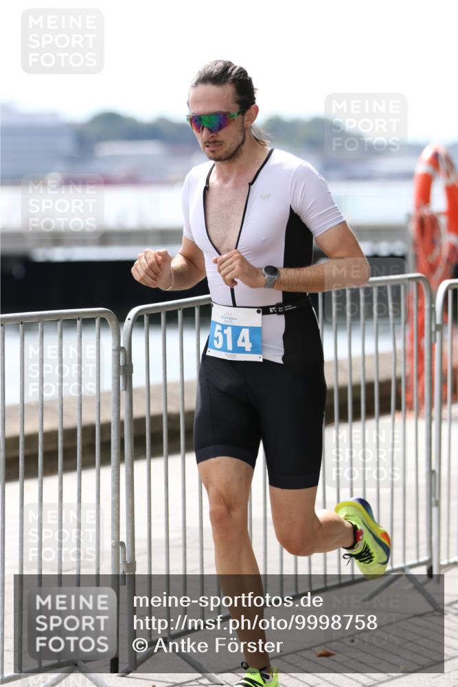 16.08.2026 - KN Förde Triathlon 2026 Antke Förster http://msf.ph/oto/9998758 16.08.2026 13:32:40 Laufen  meine-sportfotos.de