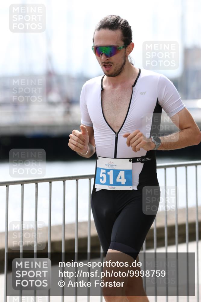 16.08.2026 - KN Förde Triathlon 2026 Antke Förster http://msf.ph/oto/9998759 16.08.2026 13:32:41 Laufen  meine-sportfotos.de