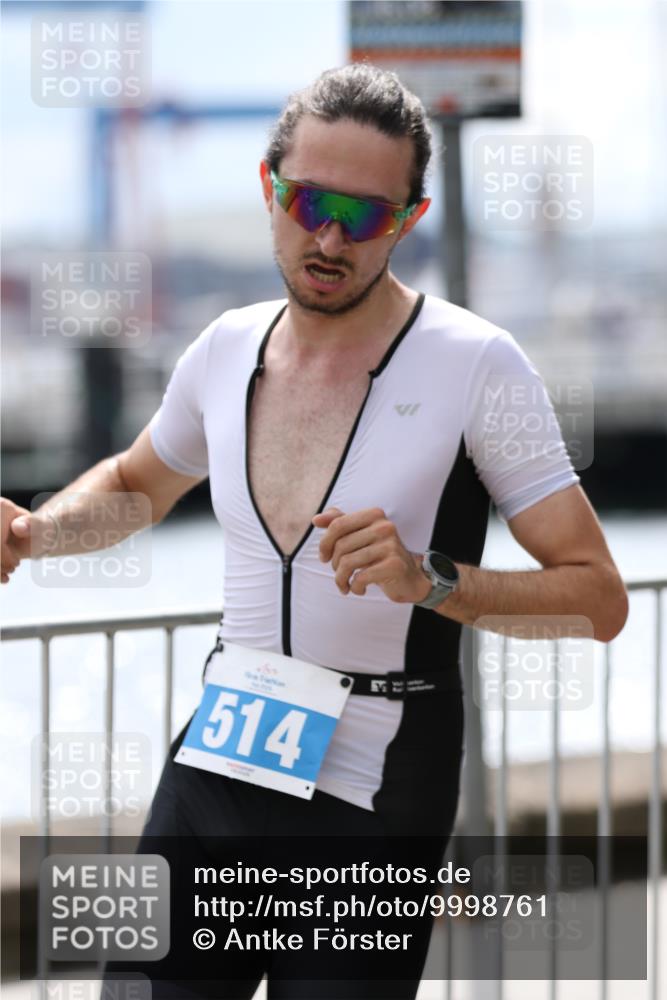 16.08.2026 - KN Förde Triathlon 2026 Antke Förster http://msf.ph/oto/9998761 16.08.2026 13:32:42 Laufen  meine-sportfotos.de