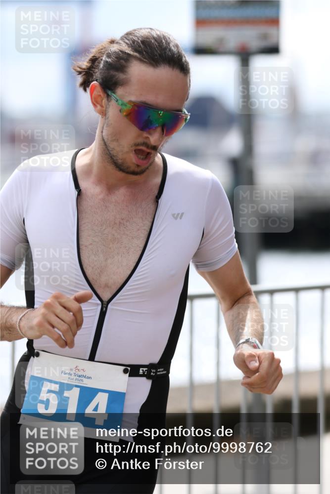 16.08.2026 - KN Förde Triathlon 2026 Antke Förster http://msf.ph/oto/9998762 16.08.2026 13:32:42 Laufen  meine-sportfotos.de