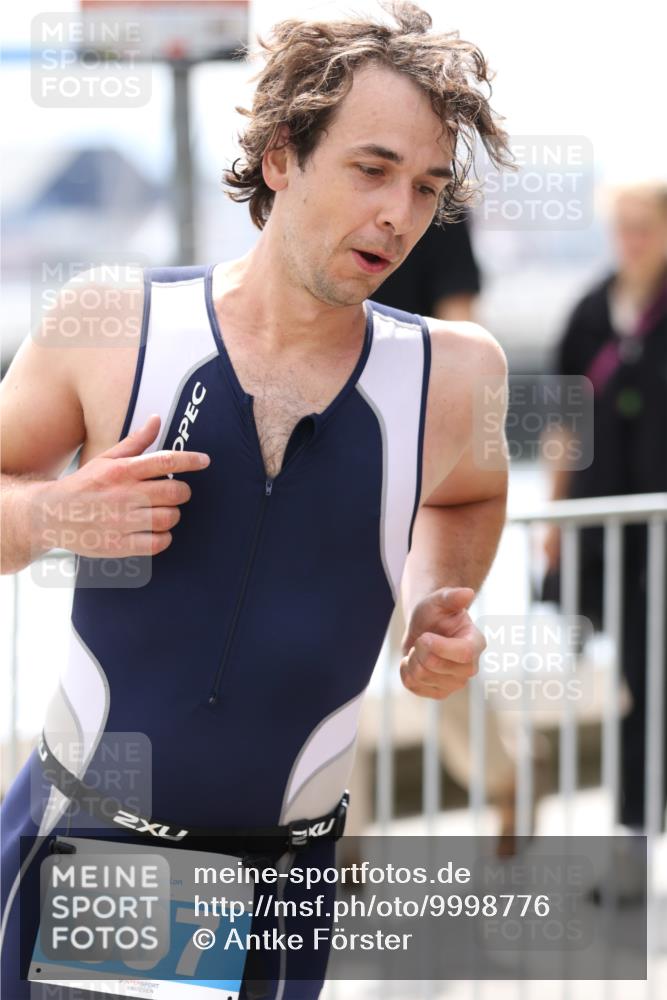 16.08.2026 - KN Förde Triathlon 2026 Antke Förster http://msf.ph/oto/9998776 16.08.2026 13:33:01 Laufen  meine-sportfotos.de