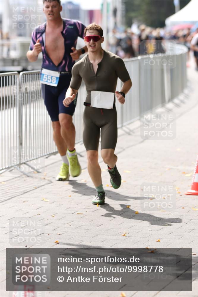 16.08.2026 - KN Förde Triathlon 2026 Antke Förster http://msf.ph/oto/9998778 16.08.2026 13:33:11 Laufen  meine-sportfotos.de