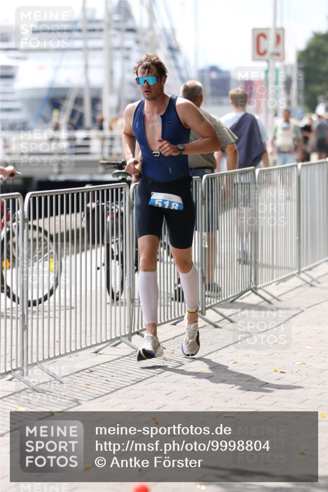 16.08.2026 - KN Förde Triathlon 2026 Antke Förster http://msf.ph/oto/9998804 16.08.2026 13:33:43 Laufen  meine-sportfotos.de