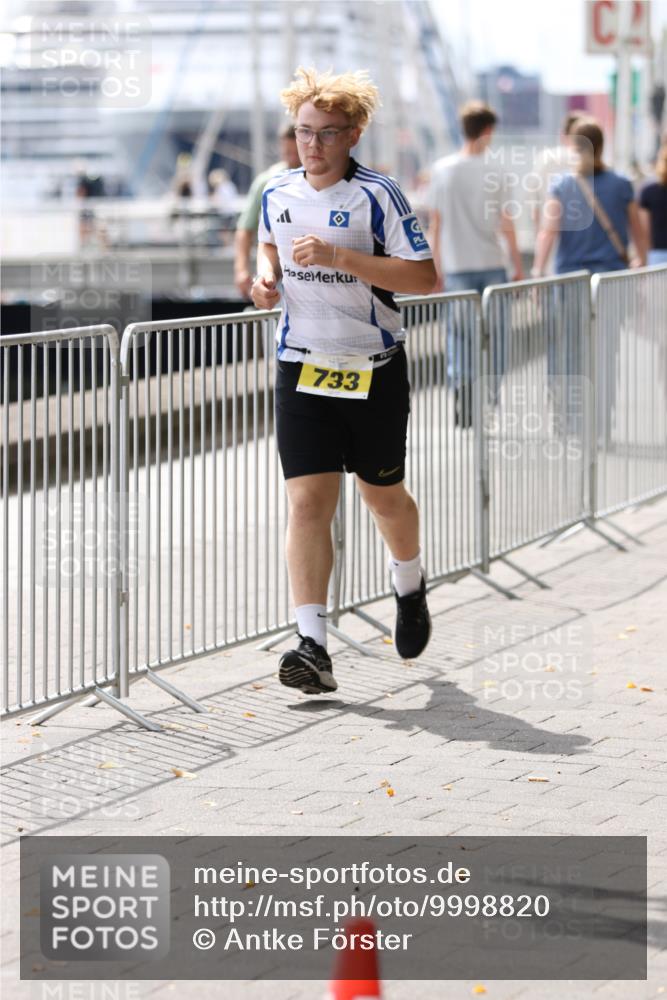 16.08.2026 - KN Förde Triathlon 2026 Antke Förster http://msf.ph/oto/9998820 16.08.2026 13:34:01 Laufen  meine-sportfotos.de