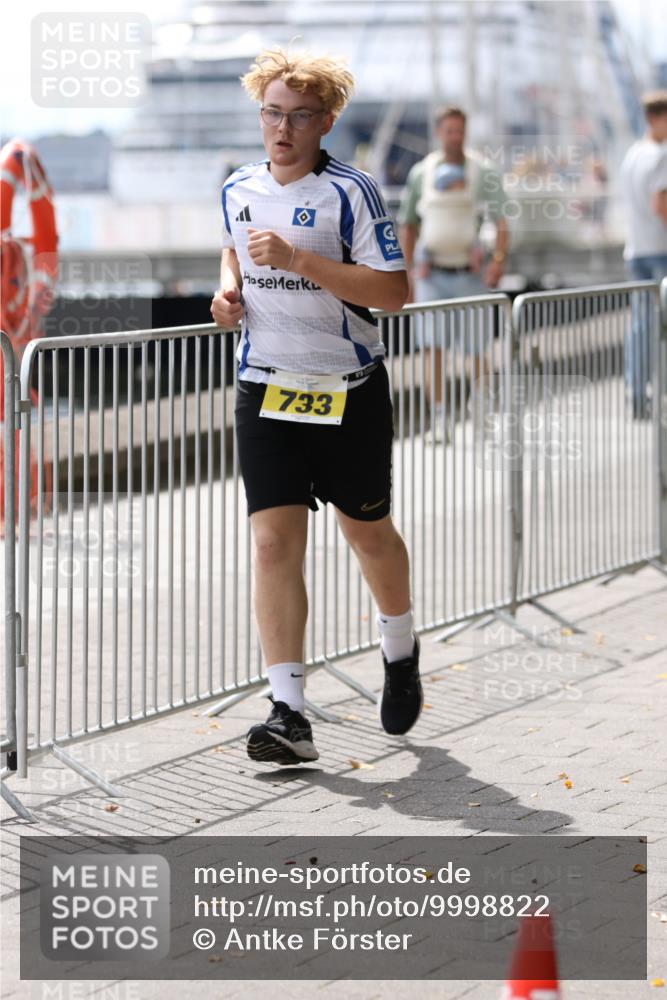 16.08.2026 - KN Förde Triathlon 2026 Antke Förster http://msf.ph/oto/9998822 16.08.2026 13:34:01 Laufen  meine-sportfotos.de
