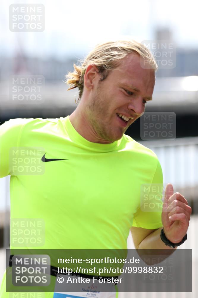 16.08.2026 - KN Förde Triathlon 2026 Antke Förster http://msf.ph/oto/9998832 16.08.2026 13:34:09 Laufen  meine-sportfotos.de