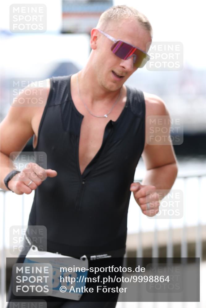 16.08.2026 - KN Förde Triathlon 2026 Antke Förster http://msf.ph/oto/9998864 16.08.2026 13:35:19 Laufen  meine-sportfotos.de