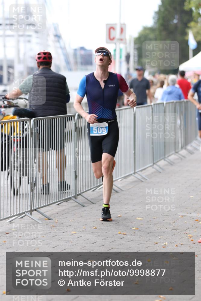 16.08.2026 - KN Förde Triathlon 2026 Antke Förster http://msf.ph/oto/9998877 16.08.2026 13:35:57 Laufen  meine-sportfotos.de