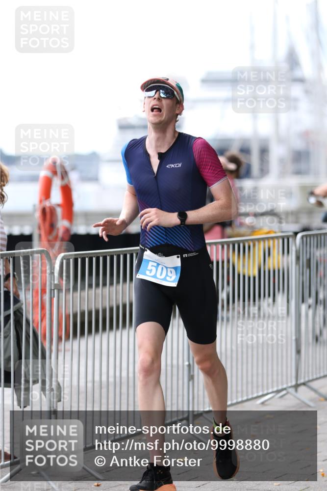 16.08.2026 - KN Förde Triathlon 2026 Antke Förster http://msf.ph/oto/9998880 16.08.2026 13:35:58 Laufen  meine-sportfotos.de