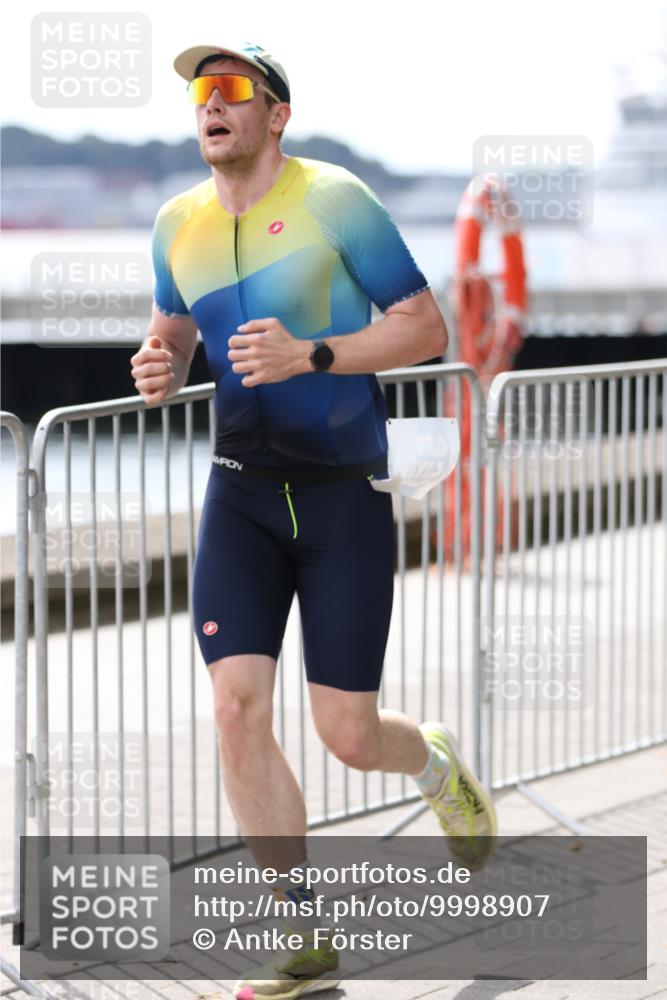 16.08.2026 - KN Förde Triathlon 2026 Antke Förster http://msf.ph/oto/9998907 16.08.2026 13:36:15 Laufen  meine-sportfotos.de