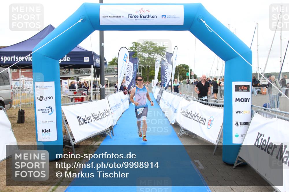 16.08.2026 - KN Förde Triathlon 2026 Markus Tischler http://msf.ph/oto/9998914 16.08.2026 12:10:58 Ziel 386, 386 meine-sportfotos.de