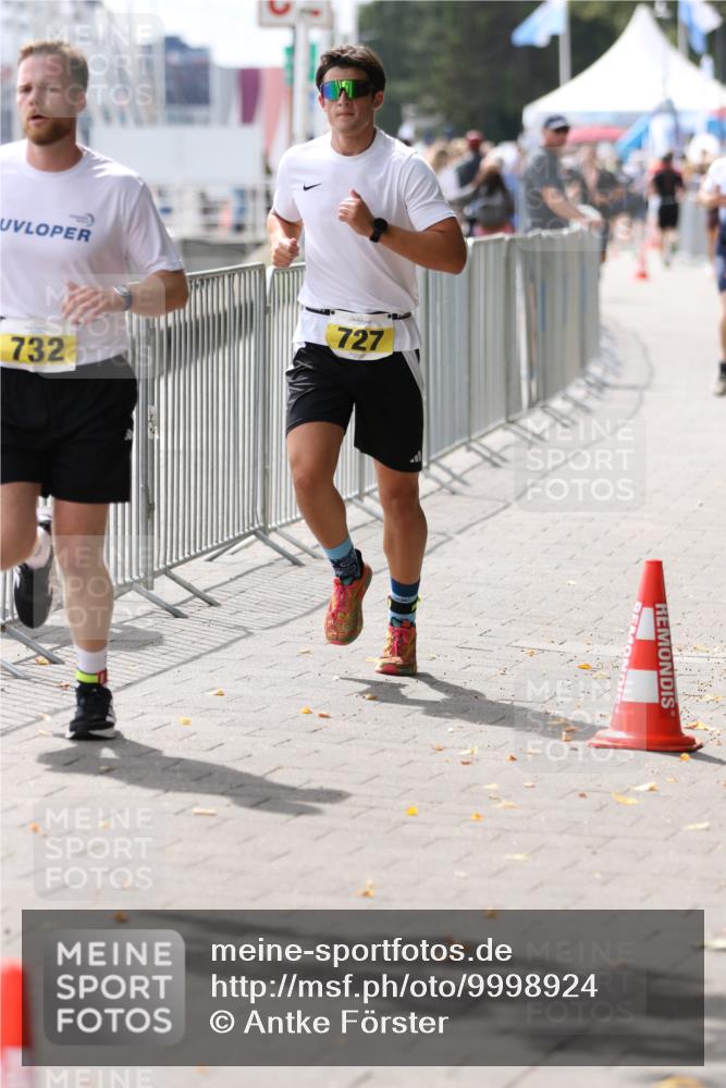 16.08.2026 - KN Förde Triathlon 2026 Antke Förster http://msf.ph/oto/9998924 16.08.2026 13:36:40 Laufen  meine-sportfotos.de