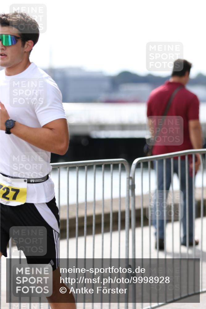 16.08.2026 - KN Förde Triathlon 2026 Antke Förster http://msf.ph/oto/9998928 16.08.2026 13:36:43 Laufen  meine-sportfotos.de