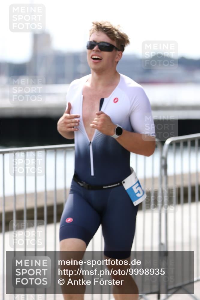 16.08.2026 - KN Förde Triathlon 2026 Antke Förster http://msf.ph/oto/9998935 16.08.2026 13:36:48 Laufen  meine-sportfotos.de