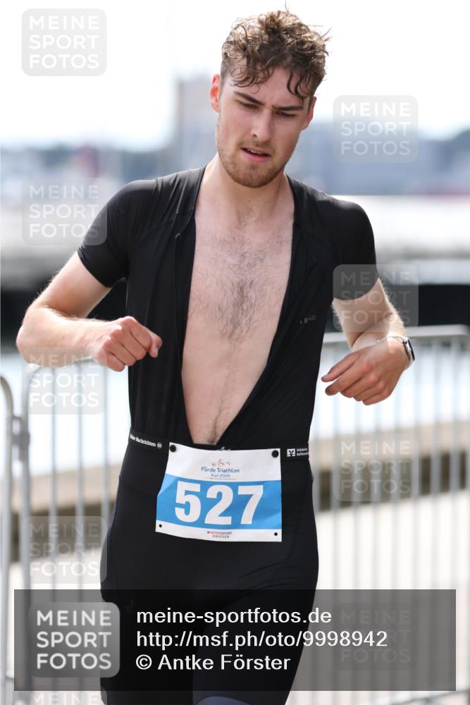 16.08.2026 - KN Förde Triathlon 2026 Antke Förster http://msf.ph/oto/9998942 16.08.2026 13:37:03 Laufen  meine-sportfotos.de